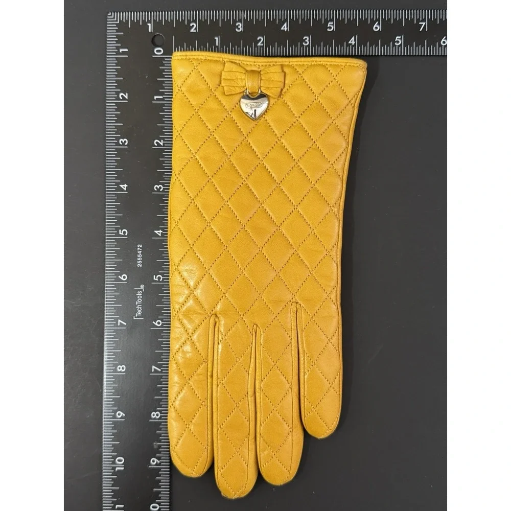 Coach Yellow Leather‎ Quilted Bow Heart Wool Lined Gloves Size 8
